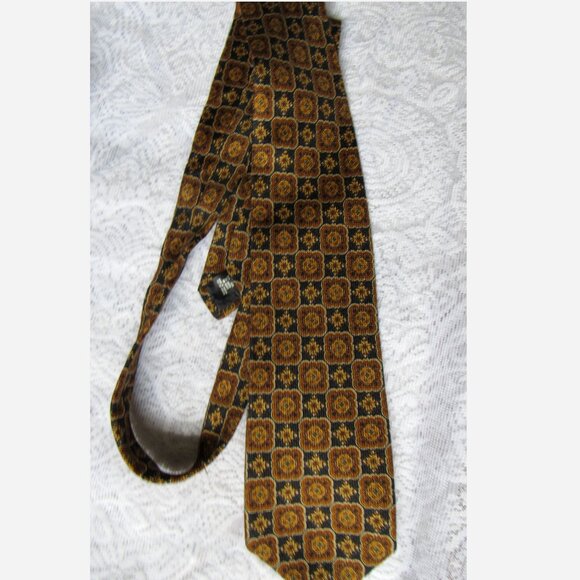 Christian Dior Monsieur  Silk Tie . - Picture 6 of 7